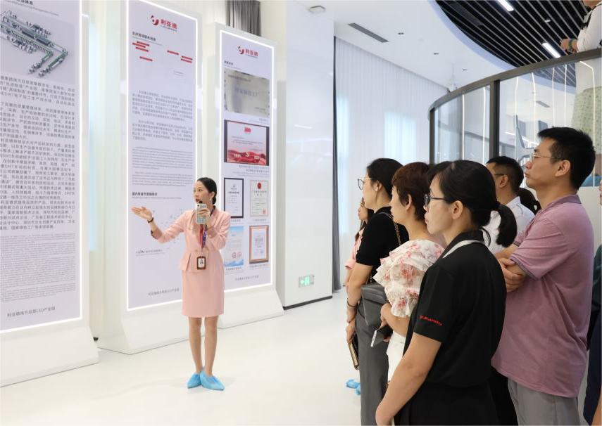 赋能人才发展 | “复盘中国行?走进非凡国际”进建活动成功进行