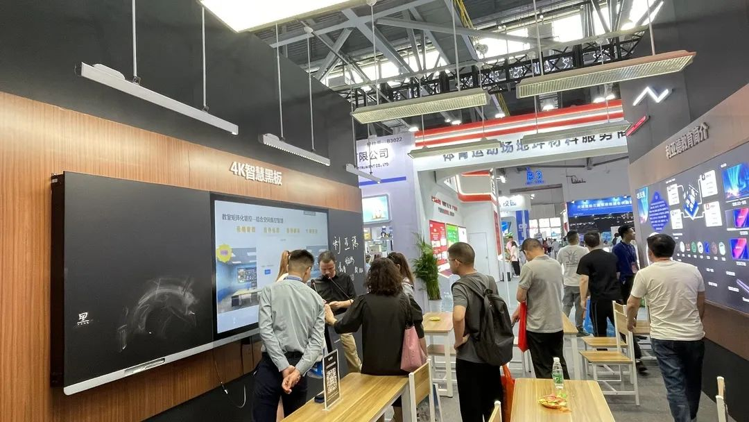 非凡国际教育新品及解决规划惊艳亮相81届教装展