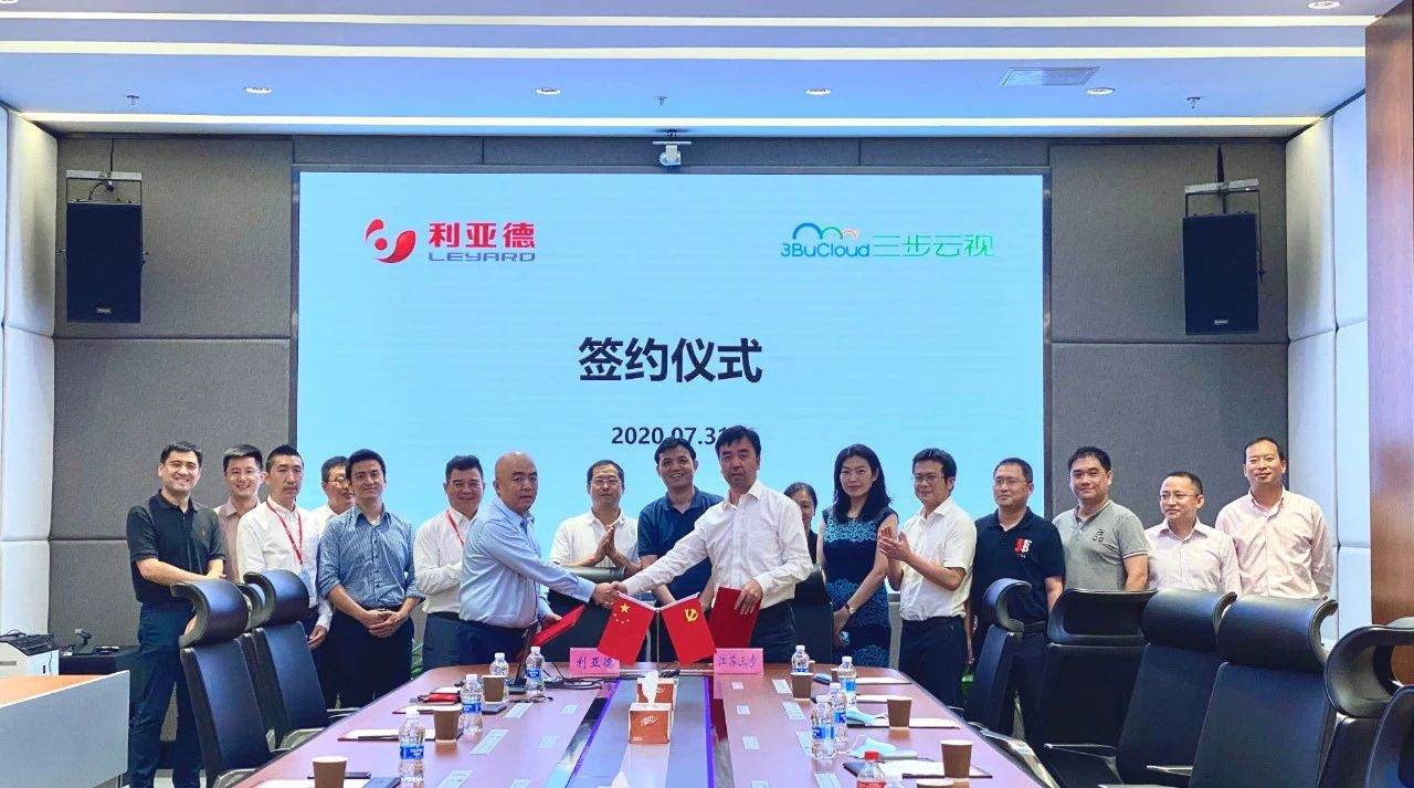 eb242bd4-a563-455c-bc71-5506e3677b63