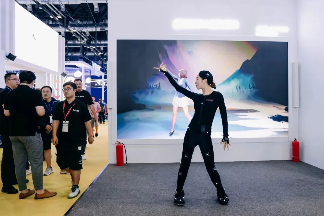 “AI+智能显示”引领将来 非凡国际新品InfoComm展大放异彩